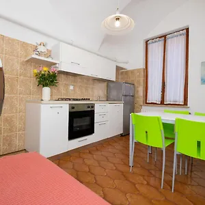 Casa Vicino Al Mare Finale Ligure
