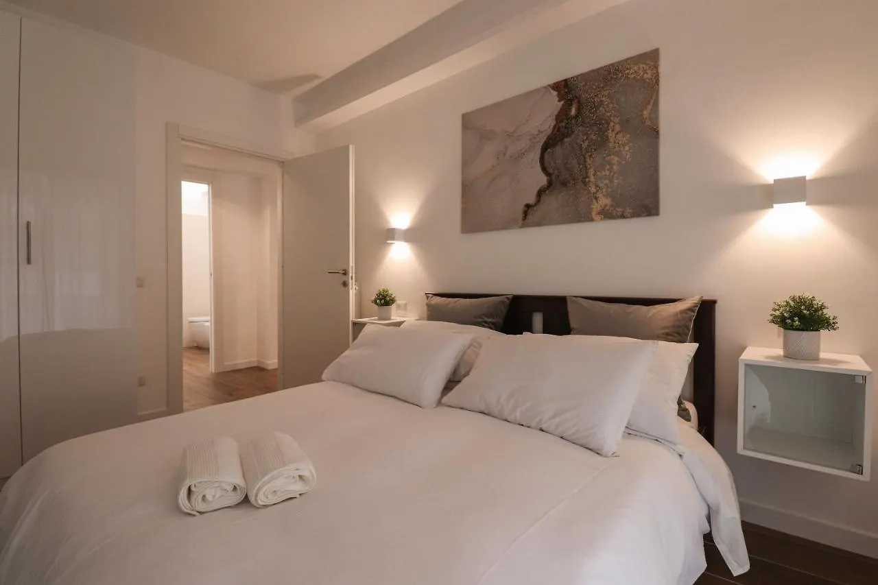 Ziani 5 Rome Vatican Apartment 0*,